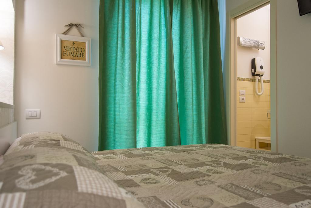 Il Giglio Verde Porto SantʼElpidio Cameră foto